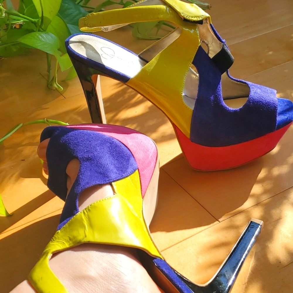 Jessica Simpson heels